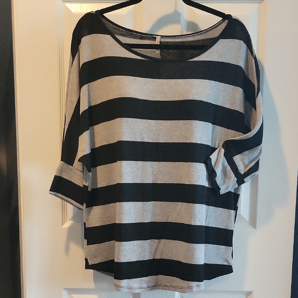 Bella D Black and Gray Striped Women's Top